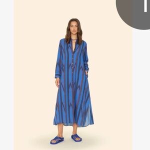 New with tags - XiRENA patterned dress - size S